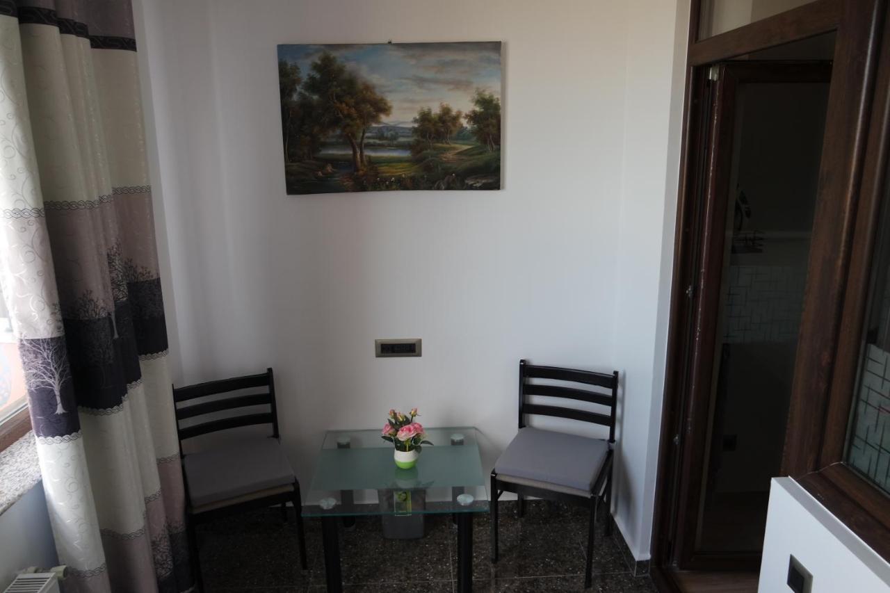 Apartment Ks Брашов Екстер'єр фото